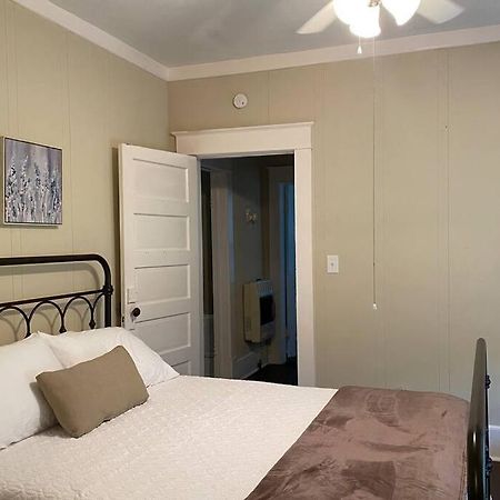 Mill Cottage Тупело Экстерьер фото